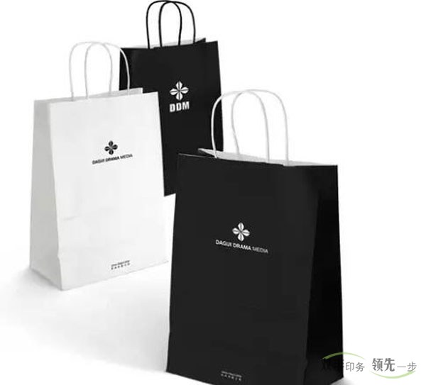 常用手提袋印刷材質(zhì)的優(yōu)缺點？